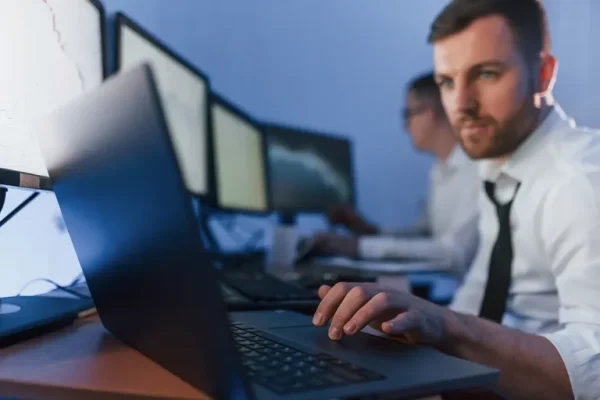 پشتیبانی و سئو فروشگاه اینترنتی VIP